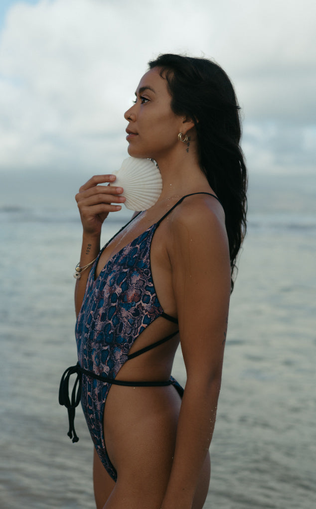 Reversible One Piece Swimsuit | Cheyenne | Crisscross Back Bathing Suit